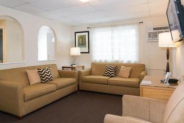 مُتل Horizon Motor Inn Beach Block & Close To Morey S Piers