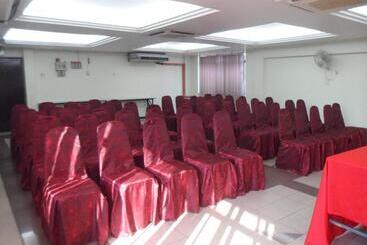 فندق Damai