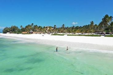 هتل The Sands Beach Resort
