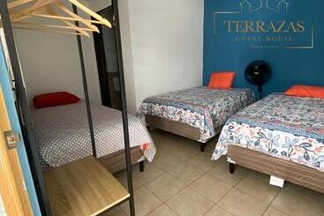 پانسیون Terrazas Guest House Hostal