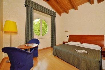 هتل Terme Maiella