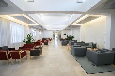 هتل Terme Maiella
