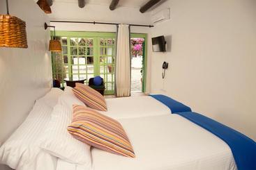 Ito La Era B&b