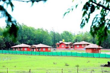 Honnukar Resort
