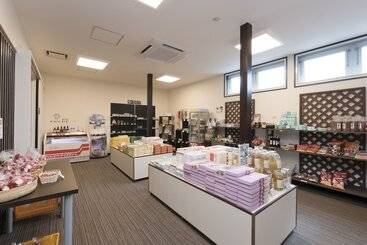 료칸 Shiobetsu Tsurutsuru Onsen