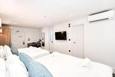 هتل The Chapter   The J Hyde Park