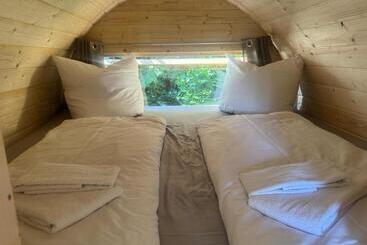 膳宿费 Elbcampingfass Sächsische Schweiz In Pirna