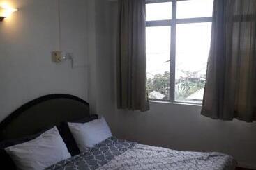 هتل آپارتمان Cozy Glory Beach Resort Block A