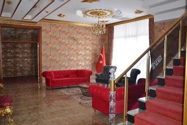 تختخواب و صبحانه Rakasta Boutique