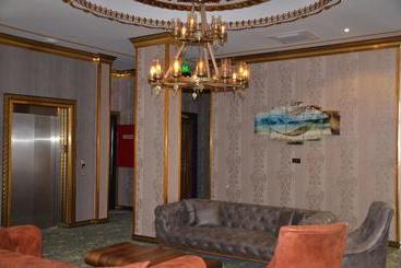 تختخواب و صبحانه Rakasta Boutique