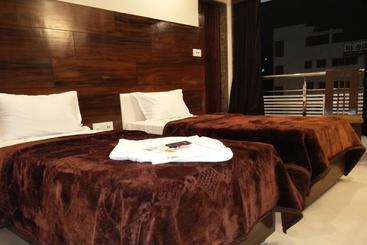 هتل Fab Rest Inn