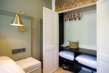 هتل Authentic Farmhouse   De Vergulden Eenhoorn