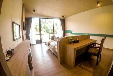 酒店 Binlha Raft Resort