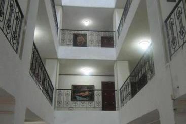 هتل Davinci Calarca