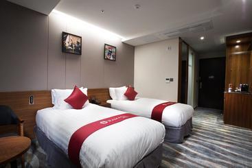 هتل Ramada By Wyndham Jeonju