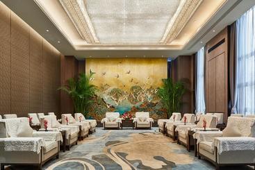 هتل Wanda Realm Resort Harbin Songbei