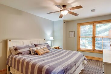 별장 Sprawling Minnesota Home W/ On Site Lake Access