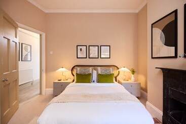 بيت ريفى The Furness Hideout   Charming 2bdr House With Garden