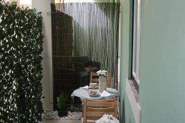 تختخواب و صبحانه Lisbon Inn Lapa