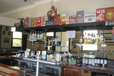 هتل The Cowra