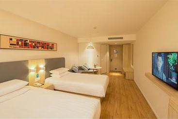 Hanting Hotel Chizhou Tonghui Plaza