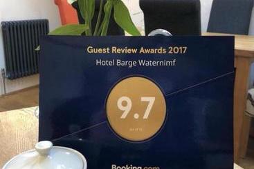 هتل Barge Waternimf