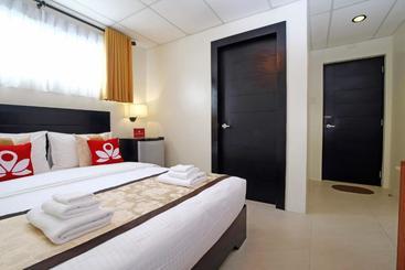 هتل Zen Premium Junction Tagaytay