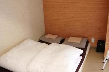 هاستل Daruma Guesthouse Narita