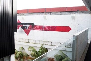 מוטל The Metrotel