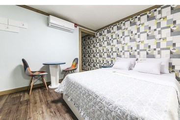 Dubai Motel
