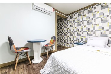 Dubai Motel