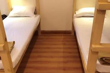 هاستل Bollywood Bed & Breakfast
