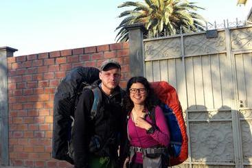 تختخواب و صبحانه La Cúpula Hostel & Camping