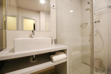 هتل Kai Boutique Studio & Rooms