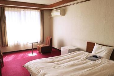 هاستل Royal Inn Nara