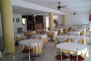 هتل Correa Playa