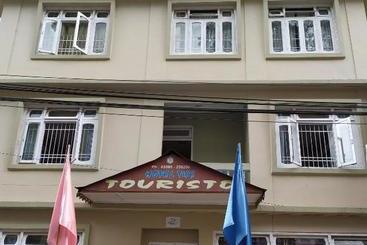 هتل Delight The Touristo