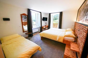 هتل Hôtel Du Glacier