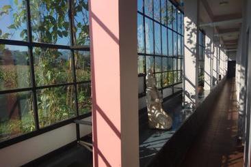 هتل Kumudra Hill  Mountain View