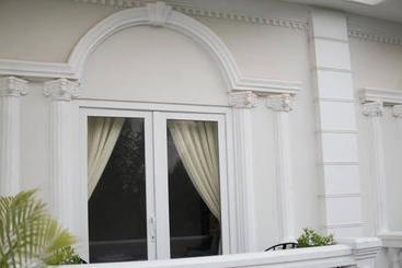 هتل La Fortress Boutique