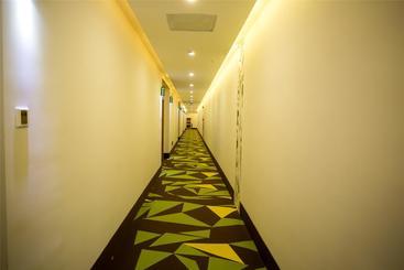 هتل Vatica Shanghai Jiading District Jiangqiao