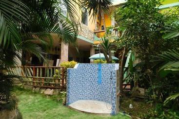 هاستل Hostal Maxima
