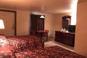 مُتل Hwy Express Inn & Suites