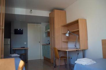 هاستل Apartaments Turístics Residencia Vila Nova
