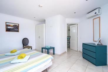 تختخواب و صبحانه Casa Caleda