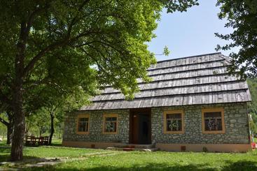 Bed and Breakfast Peraj Guesthouse
