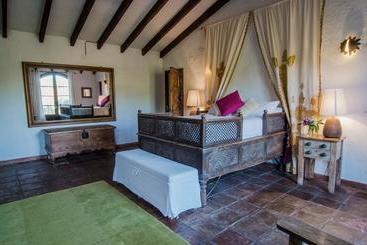 تختخواب و صبحانه Rancho Del Inglés