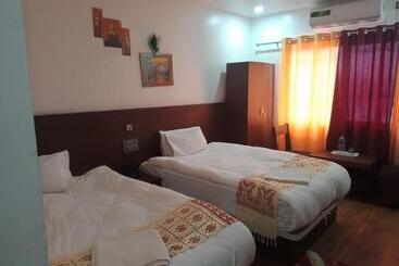 Hotel Joshi