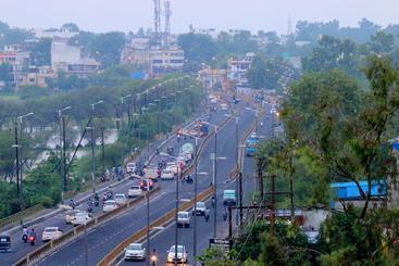 هتل Sudarshan City Walk