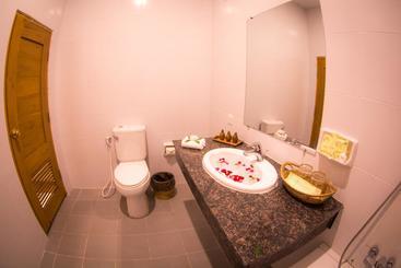 هتل Dormitory @ Westay Bagan Lotus